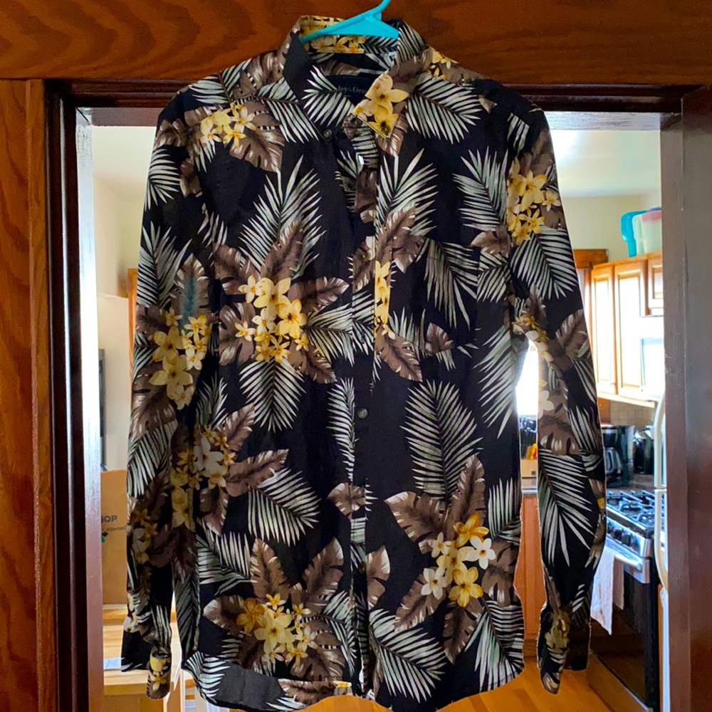 Men’s floral shirt